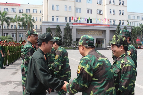 Đoàn đại biểu lớp Quốc phòng an ninh (Link Đăng Ký, Đăng Nhập EV88.com Quốc phòng) thăm và làm việc tại Êv88 chào đón năm mới 2026